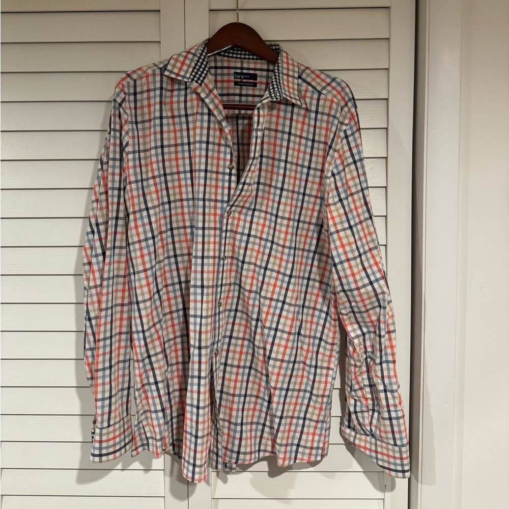Bar III Button Down